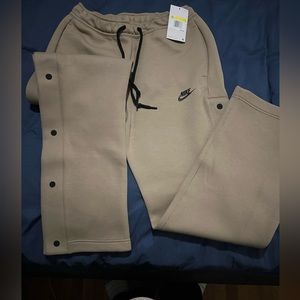 Brand new break open sweats by nike